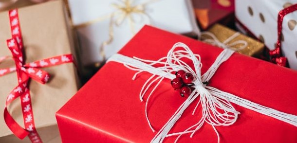 blur-bow-boxes-749354